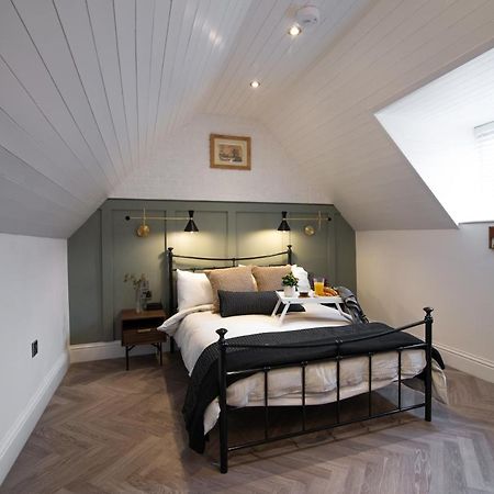 Modern Finish To A Historic Brewers House, Derby Villa Dış mekan fotoğraf