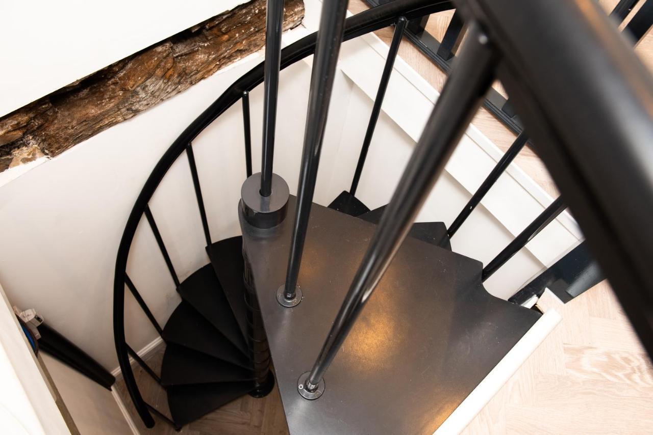 Modern Finish To A Historic Brewers House, Derby Villa Dış mekan fotoğraf